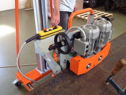 Автоматический кромкорез UZ-50 NKO Machines (Чехия)