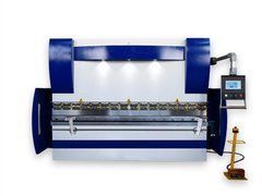 Вертикальный листогибочный пресс WE67K-100T/2500 DA-E80T Рабочая длина 2500 мм Усилие 100 т