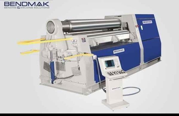 Четырёхвалковые гидравлические вальцы Bendmak CY4R-HHS 270-25/13.0 Рабочая длина 2.6 м Толщина 13&nbsp;мм