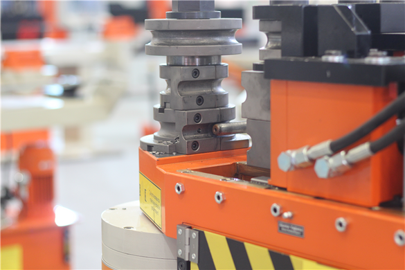 Дорновый трубогибочный станок Cansa CNC38 R3