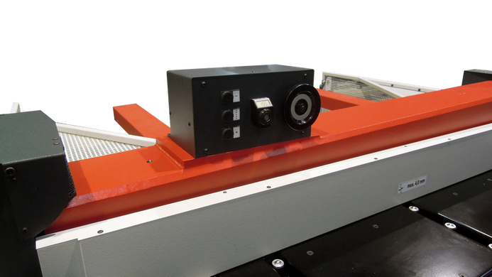 Електромеханічна гільйотина H.M. Transtech MPSH 15/40