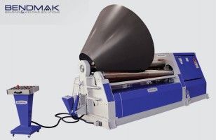 Потужні тривалкові гідравлічні вальці BendmakCY3R-HHS 430-25 / 40 Робоча довжина 2.6 м Товщина 40 мм