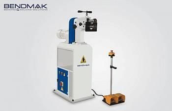 Зиг-машина с электроприводом Bendmak SWM-125 Толщина металов 1.25 мм Вылет роликов 120 мм